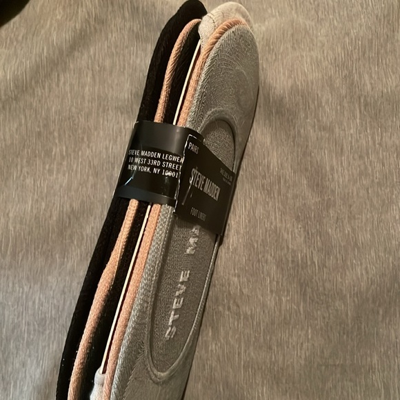 NWT Steve Madden 7 pair Black Grey & Nude Foot Liners w/no-slip silicone grip - Picture 2 of 2